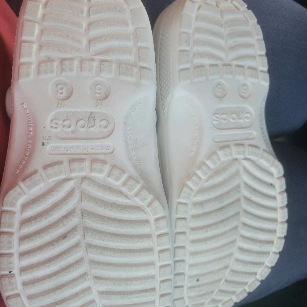 Crocs - Picture 5 of 7